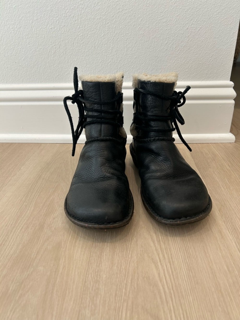UGG Black Leather Lace-Up Shearling Winter Boots